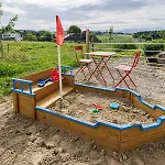 Uelis-stoeckli Gaestezimmer Mit Billard Und Lamatrekking *