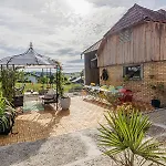 مزرعة للإقامة Uelis-stoeckli Gaestezimmer Mit Billard Und Lamatrekking *