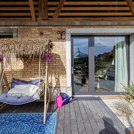 Κατάλυμα σε φάρμα Uelis-stoeckli Gaestezimmer Mit Billard Und Lamatrekking