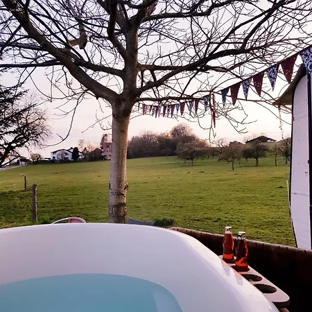 Séjour à la ferme Uelis-stoeckli Gaestezimmer Mit Wellness, Billard, Und Lamatrekking