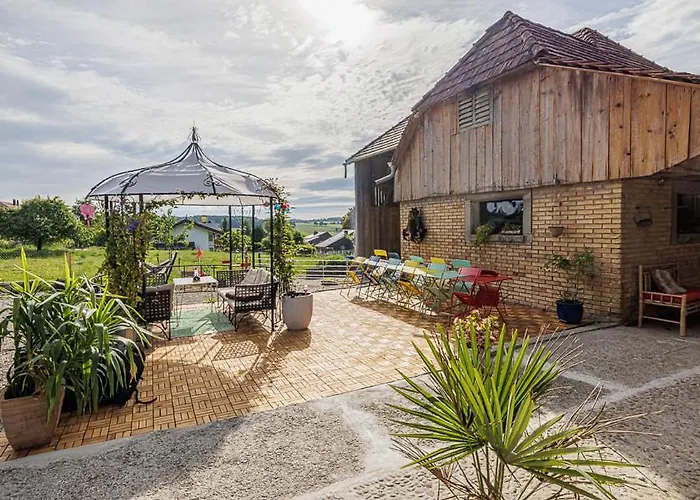 Alloggio per agriturismo Uelis-stoeckli Gaestezimmer Mit Billard Und Lamatrekking *