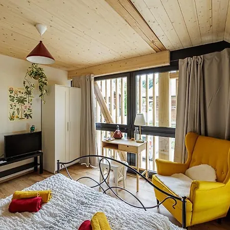 Farmház Uelis-stoeckli Gaestezimmer Mit Billard Und Lamatrekking Meikirch