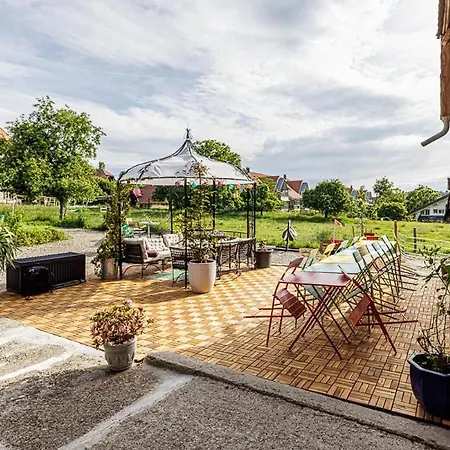 Farmház Uelis-stoeckli Gaestezimmer Mit Billard Und Lamatrekking Meikirch